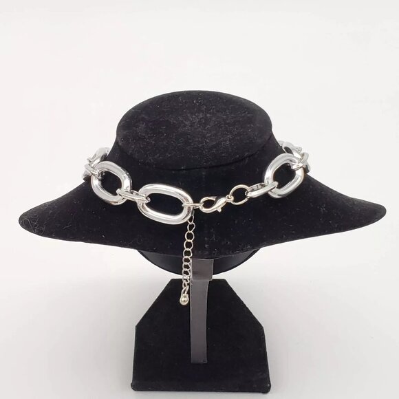 Authentic Louis Vuitton Lock & Key with Unbranded Silver Plated Chain Necklace - Picture 2 of 6